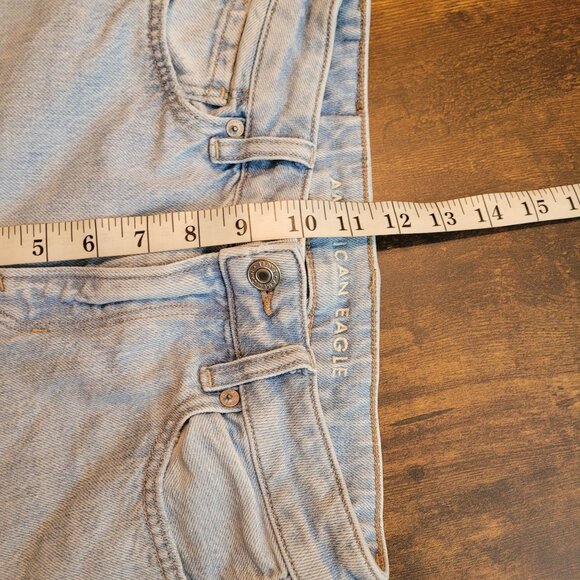 American Eagle Jeans Size 0 R Strigid Mom High Rise Light Wash Stretch Denim - Picture 9 of 11